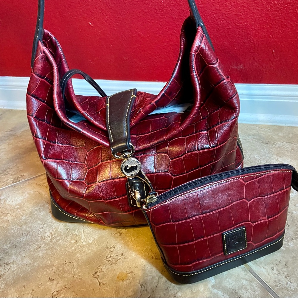 Dooney & Bourke leather shoulder bag and matching make up bag
